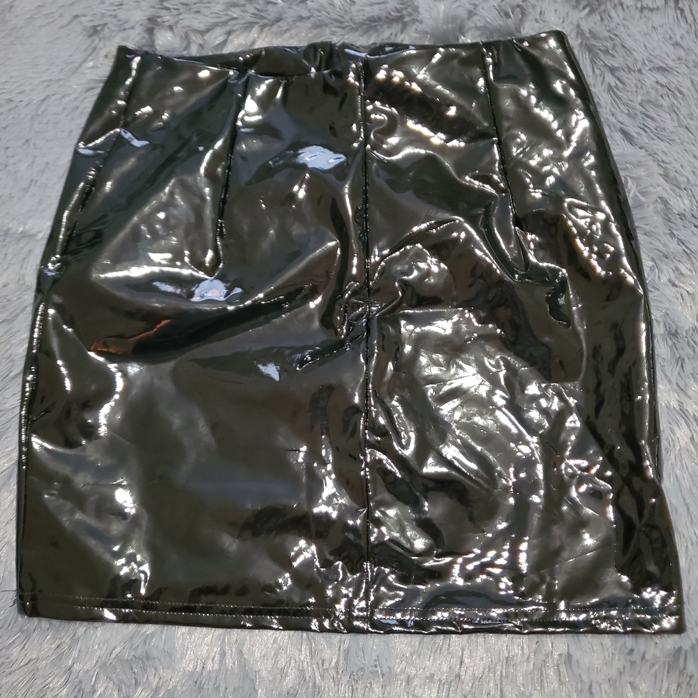 Leather skirt
